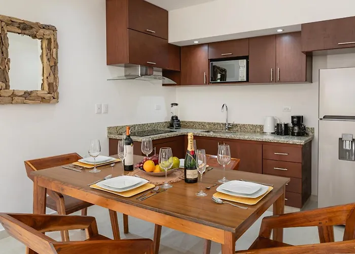 Apartment And Penthouse Blue Luxury Kukulkan