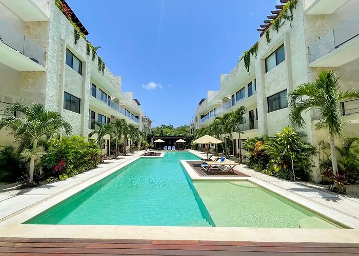 Apartment And Penthouse Blue Luxury Kukulkan